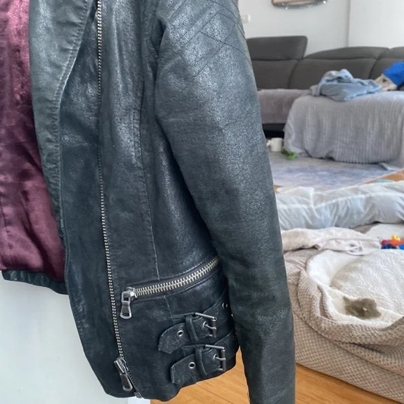 Vintage real leather Jacket, gorgeous fit! Size 10 - Picture 3 of 5
